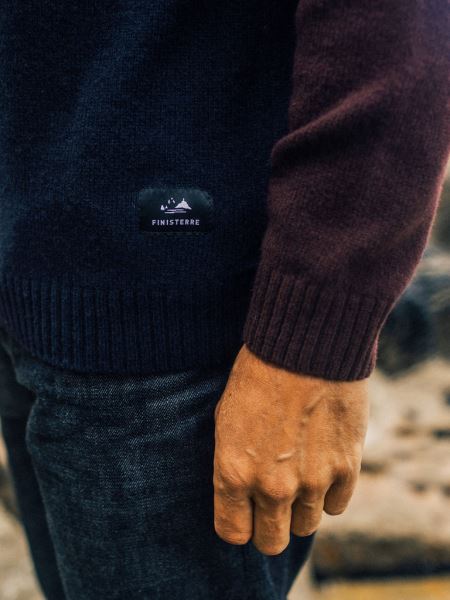 Marinblå/mörk Vinröd Columba Colourblock Stickad Tröja Finisterre