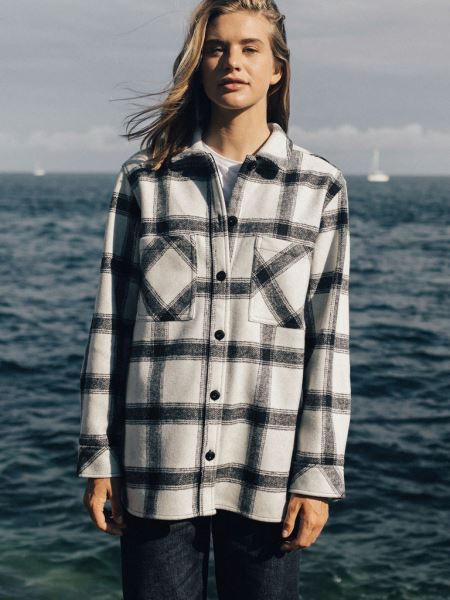 Daven Overshirt Ecru/svart Finisterre