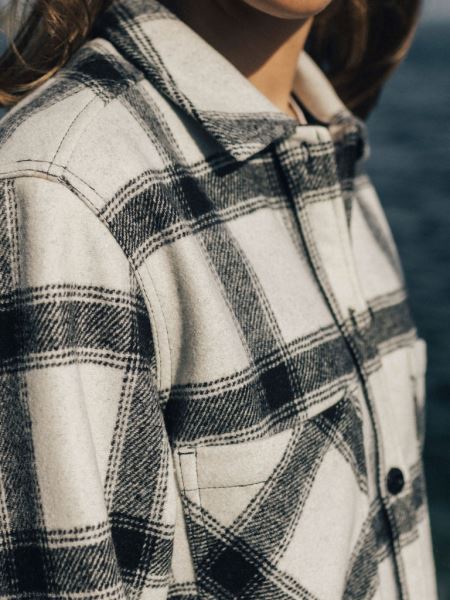 Daven Overshirt Ecru/svart Finisterre