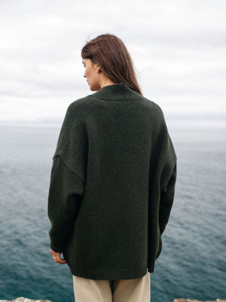 Eyre Stickad Cardigan Finisterre Mörk Oliv