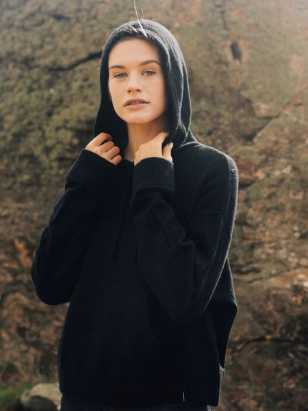 Fossey Hoodie Svart Finisterre