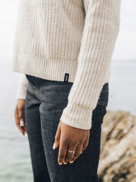 Finisterre Mora Stickad Tröja Ecru