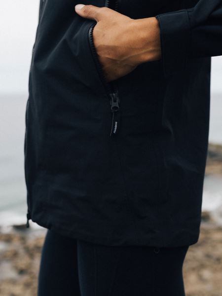 Svart Finisterre Stormbird Vattentät Jacka För Dam