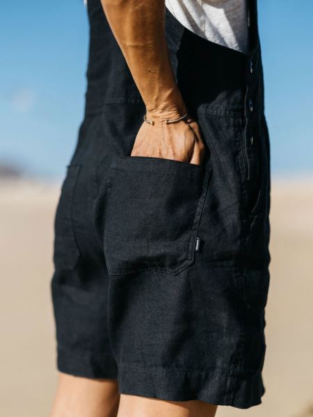 Hale Linne Playsuit Svart Finisterre Special